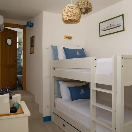 Dame Del Mare Bed & Breakfast Castro (Lecce)